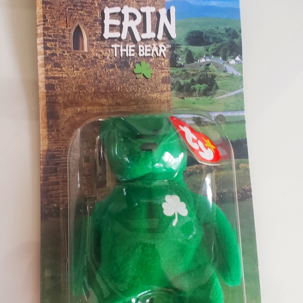 Beanie Baby Ty Erin the Bear Irish in Package 1997